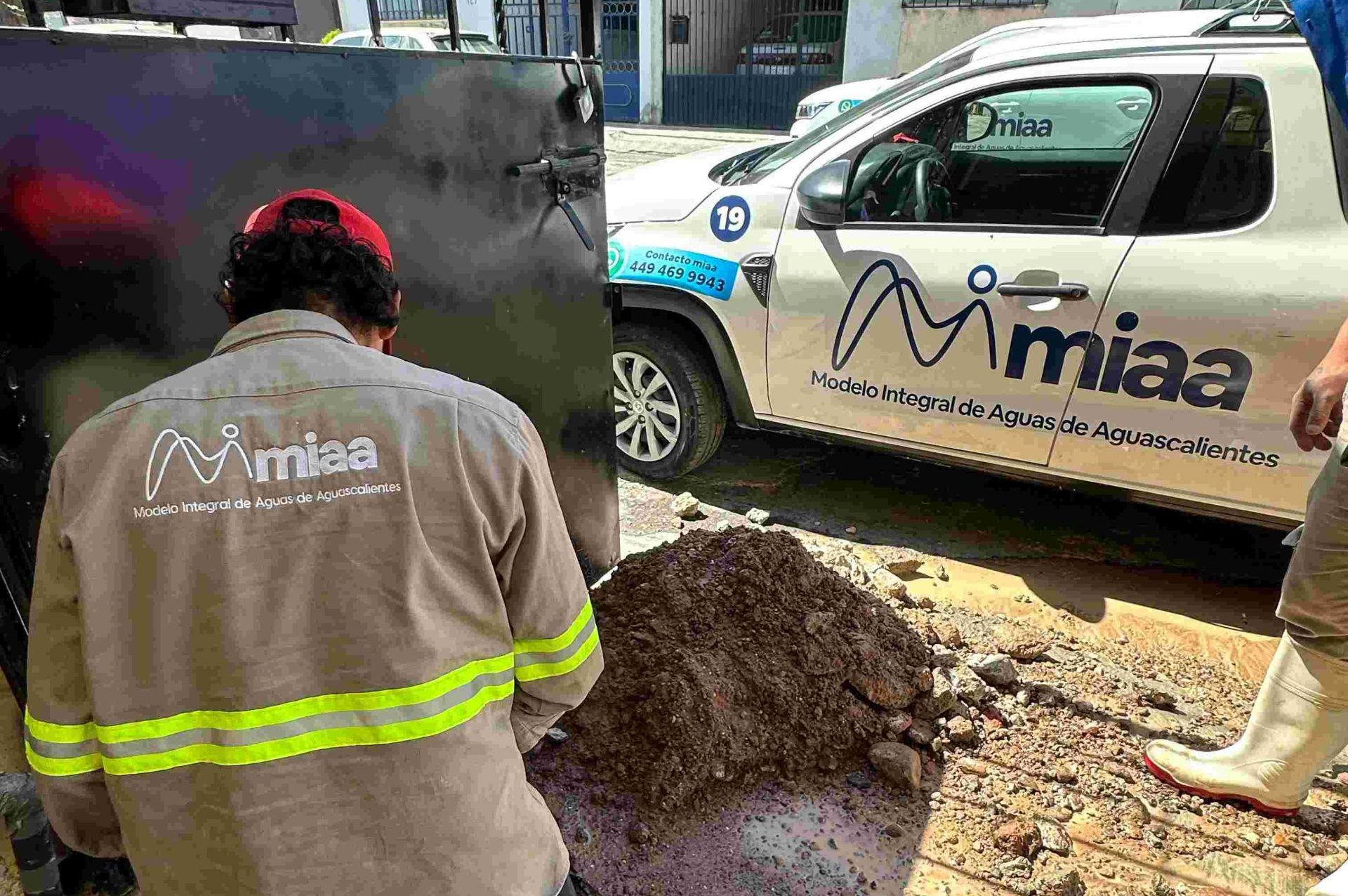MIAA refuerza atención a reportes de fugas de agua potable – Mario Luis ...
